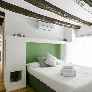 mortara-navigli-apartments.it-lombardy.com/