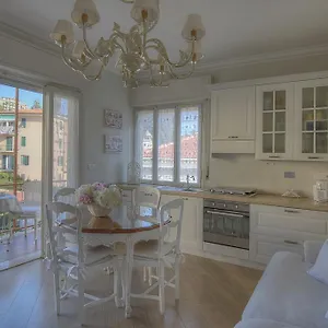 casa-grandis-nel-centro-di-bordighera.hotelitalianriviera.com/